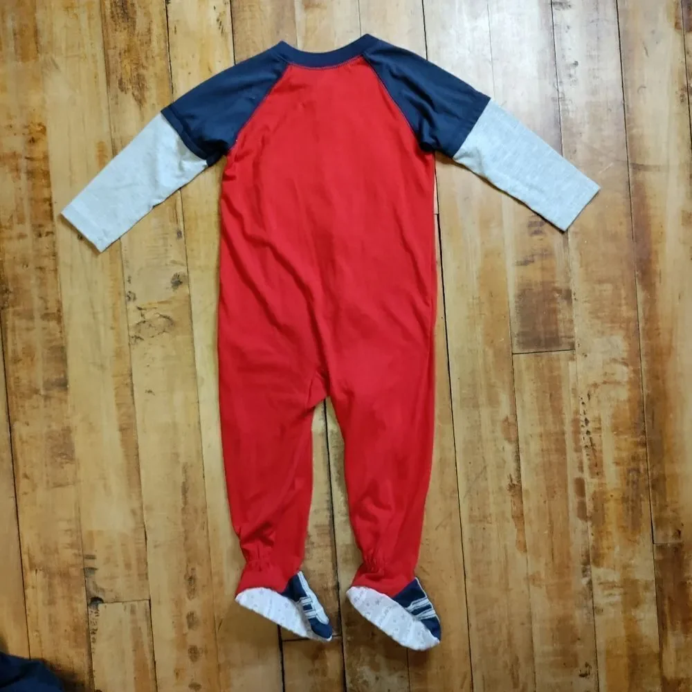 Carter pajamas size 24 months boys zip up footie pajamas spring